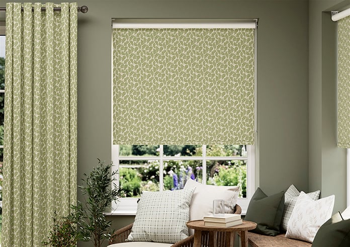 Land & Shore Oak Leaf  (Blackout), Green - Twist&Fit Roller Blind - Image 3